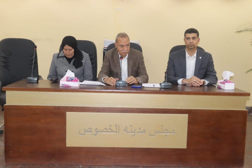 صرف تعويضات .. محافظ القليوبية يبحث طلبات أصحاب العقارات المطلة على الطريق الدائري صرف تعويضات .. محافظ القليوبية يبحث طلبات أصحاب العقارات المطلة على الطريق الدائري