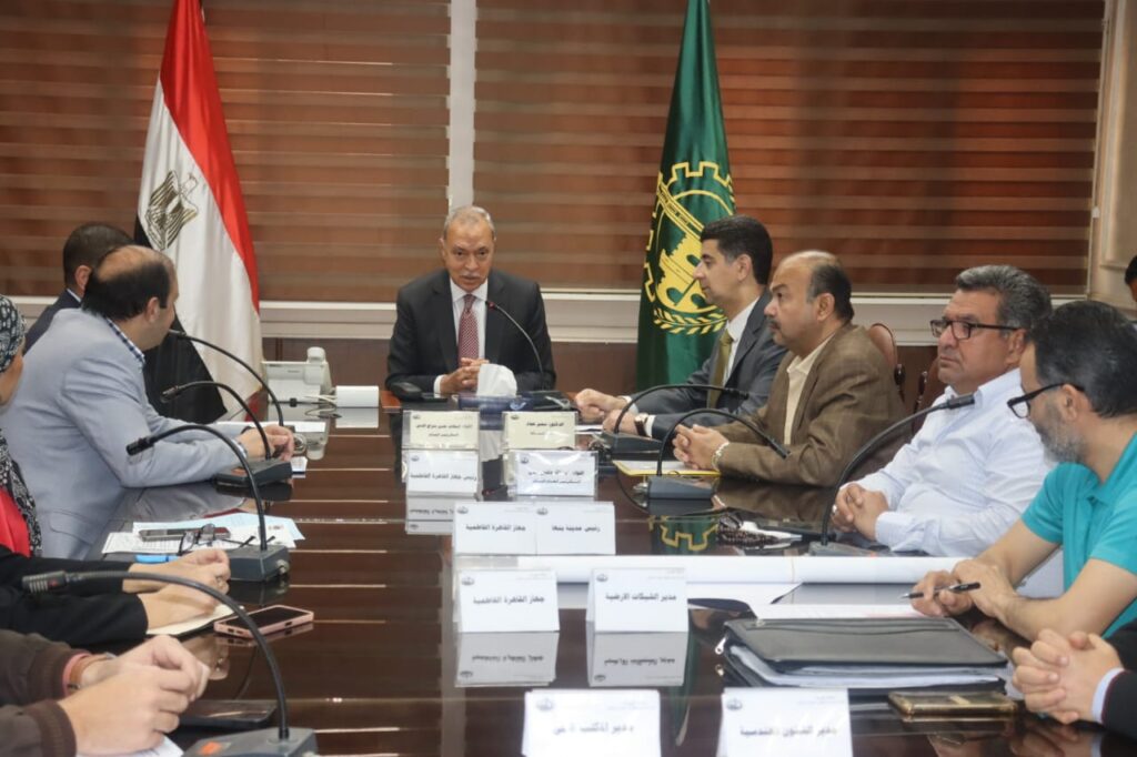 لتلافي الملاحظات .. محافظ القليوبية يناقش استكمال المرحلة( ج) من ممشى أهل مصر ببنها لتلافي الملاحظات .. محافظ القليوبية يناقش استكمال المرحلة( ج) من ممشى أهل مصر ببنها