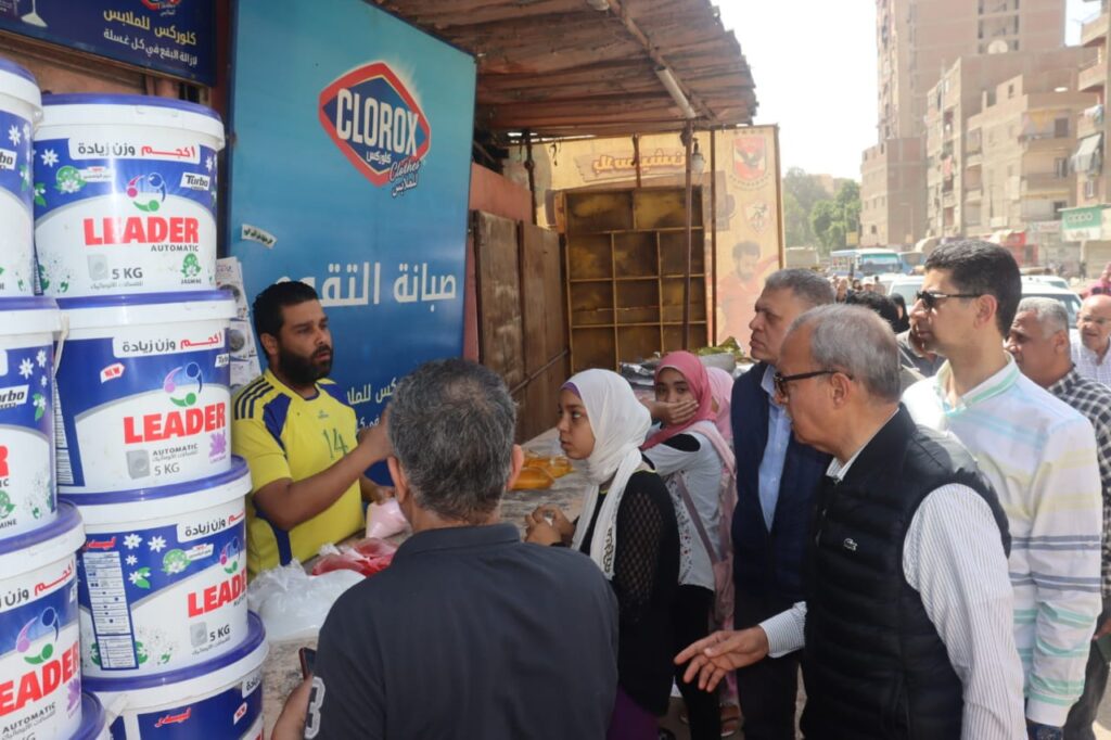 لطرحها للاستثمار.. محافظ القليوبية يتفقد قطع أراضي بحي شرق شبرا الخيمة لطرحها للاستثمار.. محافظ القليوبية يتفقد قطع أراضي بحي شرق شبرا الخيمة