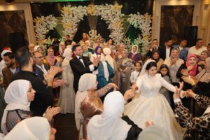 مبروك للصحفي محمود عواد الزفاف السعيد