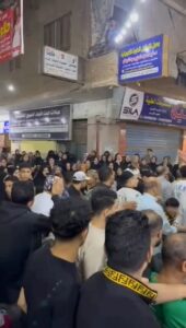 شقه نصين .. تشييع جثة طفل لقي مصرعه على يد جاره بشبرا الخيمة (صور)