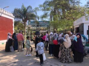 إقبال المواطنين على حدائق القناطر في ثاني أيام العيد