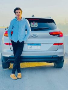 الصاحب الجدع .. وفاة الشاب "يوسف" أصغر مربي نعام في مصر في حادث بطريق شبرا – بنها الحر