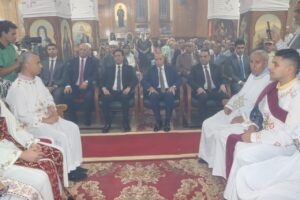 محافظ القليوبية يشهد قداس عيد القيامة المجيد بكنيسة العذراء ببنها