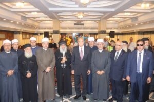 محافظ القليوبية يقدم التهاني للأقباط بمناسبة عيد القيامة المجيد