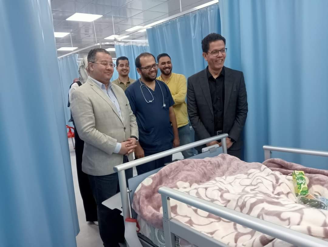 "الجيزاوي" يتفقد مستشفى بنها الجامعي للاطمئنان على الخدمة الصحية "الجيزاوي" يتفقد مستشفى بنها الجامعي للاطمئنان على الخدمة الصحية
