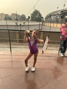 بنت الشبان مليكة أحمد والميدالية الذهبية