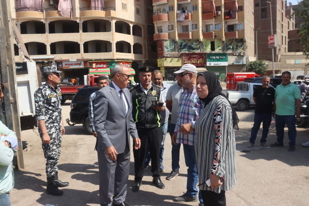 محافظ القليوبية يوجه بتطبيق إجراءات لتطبيق منظومة النظافة الجديدة