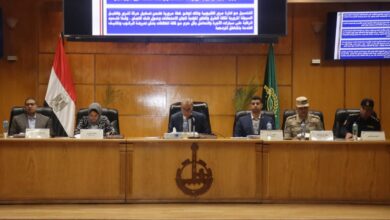 محافظ القليوبية يعقد إجتماع المجلس التنفيذي للمحافظة لمناقشة المشروعات الجاري تنفيذها