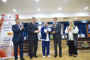 جامعة بنها تحتفل باليوم العالمي للتمريض (صور)