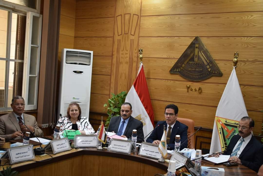 رئيس جامعة بنها: مراكز التطوير المهني بالجامعات تساهم في وظائف المستقبل