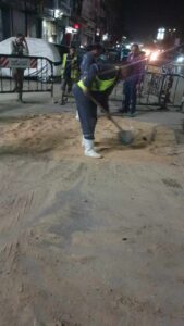 إصلاح هبوط أرضي بثلاث مناطق متفرقة بحي شرق شبرا الخيمة (صور)