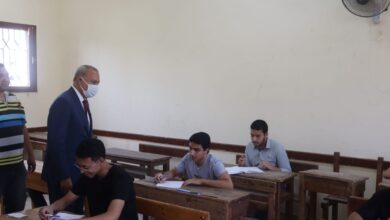 محافظ القليوبيه يتفقد أولى أيام امتحانات الشهادة الثانوية الأزهرية - صور