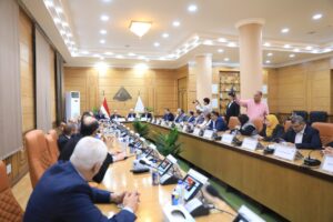 وزير التعليم العالي يزور أرض مستشفى بنها الجامعي الجديد (صور)