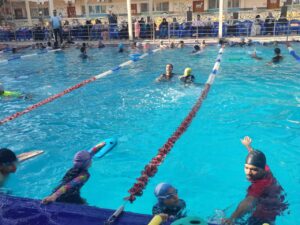 بسعادة غامرة تستقبل أكاديمية الشبان للسباحة وافديها من جميع الأعمار