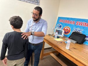 صحه اولادك تهمنا.. الكشف الدوري على السباحين بشبان بنها 