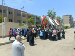 الفيزياء صعب والتاريخ سهل .. آراء طلاب الثانوية بالقليوبية في امتحانات الثانوية العامة (صور)