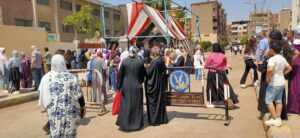 سعادة بين طلاب الثانوية العامة بالقليوبية بعد أداء امتحان اللغة الأجنبية الثانية (صور)