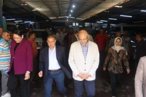 محافظ القليوبية الجديد يتفقد إدارات الديوان العام لمتابعة سير العمل