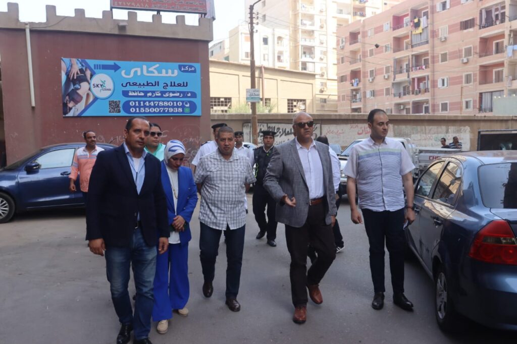 محافظ القليوبية يتفقد مشروعات الرصف والطرق وبحث الفرص الاستثمارية بالقناطر محافظ القليوبية يتفقد مشروعات الرصف والطرق وبحث الفرص الاستثمارية بالقناطر