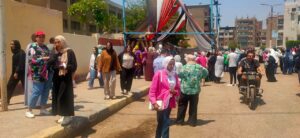 فرحة طلاب الثانوية بالقليوبية لسهولة امتحاني علم النفس والحيولوجيا (صور)