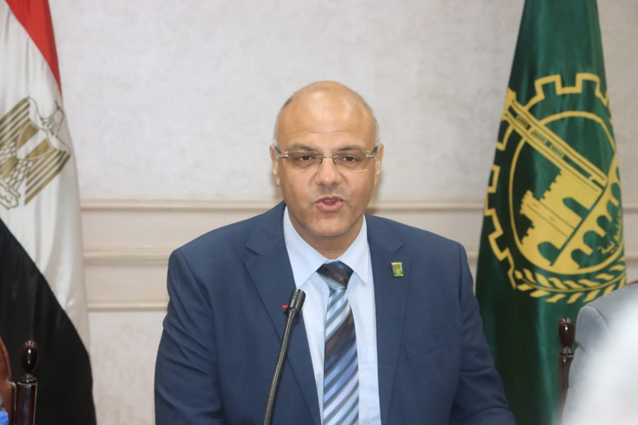 التوسع في فتح عيادات مسائية لمرضى التأمين الصحي بالقليوبية بحميات ورمد بنها