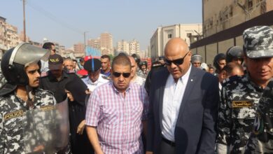 محافظ القليوبية يتفقد حريق معرض ملابس بنها ويوجه بتشكيل لجنة للتحقيق