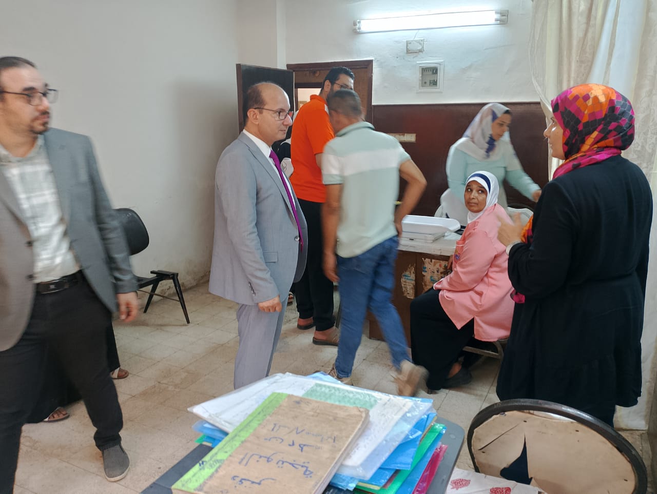 إحالة لجنة صرف الألبان الصناعية بمركز صحة بنها ثان للتحقيق