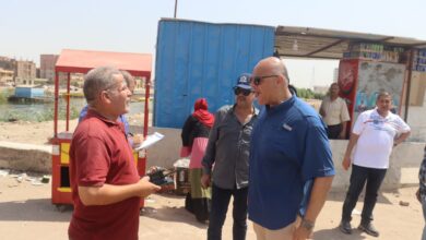 بسبب الأكشاك المخالفة .. محافظ القليوبية يحيل نواب مدينة الخانكة للتحقيق 
