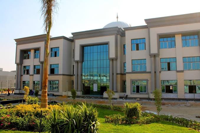 طب بيطري جامعة بنها الأهلية بالعبور تعلن عن حاجتها لوظائف جديدة .. تعرف عليها طب بيطري جامعة بنها الأهلية بالعبور تعلن عن حاجتها لوظائف جديدة .. تعرف عليها