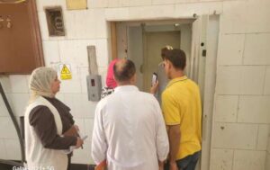 لجنة وزارة الصحة تزور مستشفيات القليوبية وتكتشف اعطال وتراخي وتعلن تفاصيل واقعة اسانسير مستشفي بنها التعليمي