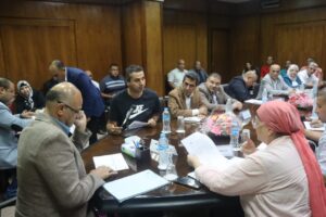 محافظ القليوبية يستمع إلى مشكلات أهالي شبرا الخيمة وقليوب والقناطر الخيرية (صور)