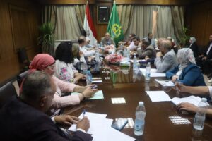 محافظ القليوبية يستمع إلى مشكلات أهالي شبرا الخيمة وقليوب والقناطر الخيرية (صور)