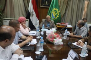 محافظ القليوبية يستمع إلى مشكلات أهالي شبرا الخيمة وقليوب والقناطر الخيرية (صور)