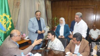 محافظ القليوبية يوفر فرصة عمل لاحد المواطنين من ذوي الهمم ويوفر جهاز العروسة لشقيقته محافظ القليوبية يوفر فرصة عمل لاحد المواطنين من ذوي الهمم ويوفر جهاز العروسة لشقيقته