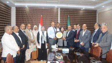 محافظ القليوبيه يلتقي بأعضاء الاتحاد العام لعمال القليوبية
