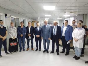 دفعة الخير .. طب بنها 2006 تهدي 3 أسرة رعاية مركزة لمستشفى بنها الجامعي (صور)
