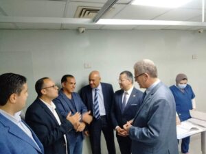 دفعة الخير .. طب بنها 2006 تهدي 3 أسرة رعاية مركزة لمستشفى بنها الجامعي (صور)