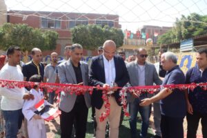 محافظ القليوبية يضع حجر أساس عدد من المشروعات بمدينة بنها (صور)