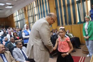 محافظ القليوبية يشهد حفل تكريم اوائل الشهادات العامة