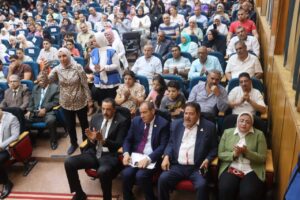 محافظ القليوبية يشهد حفل تكريم اوائل الشهادات العامة