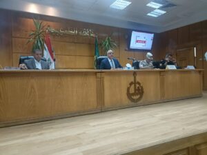 "سرطان ينخر في الشوارع" .. محافظ القليوبية يعبر عن استيائه من انتشار ظاهرة الأكشاك