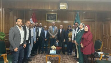 محافظ القليوبية يستقبل مجلس إدارة نقابة المهندسين لبحث التعاون المشترك محافظ القليوبية يستقبل مجلس إدارة نقابة المهندسين لبحث التعاون المشترك