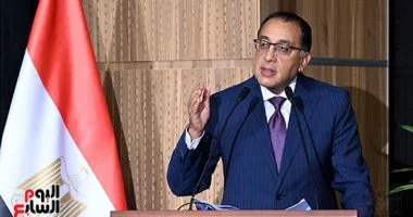رئيس الوزراء يوجه بتقديم الرعاية الصحية اللازمة لمصابي حادث قطاري الزقازيق