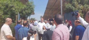 بمناسبة عيد الفلاح .. محافظ القليوبية يتفقد عدد من الصوب الزراعية ومعمل تجميع ألبان ببنها وطوخ