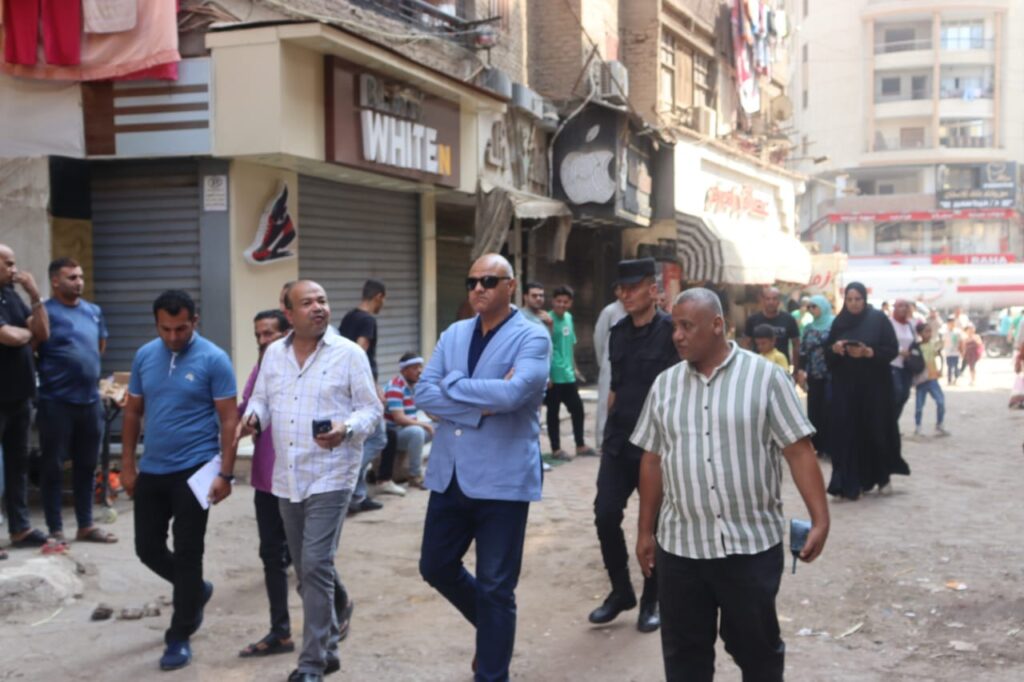 محافظ القليوبية يتابع أعمال ازالة الإشغالات والتعديات بترعة الشابوري بشبرا الخيمة