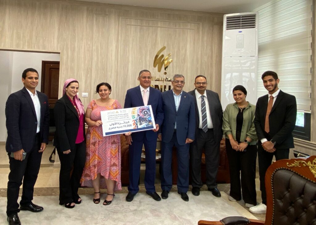 جامعة بنها الأهلية تكرم فريق كلية الهندسة الفائز بالمركز الأول في "ماراثون جامعة بنها للابتكارات"