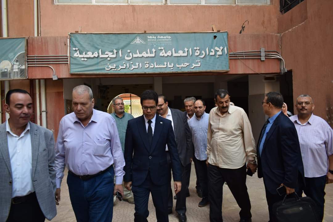 رئيس جامعة بنها يتفقد أعمال الصيانة بالمدن الجامعية بكفر سعد