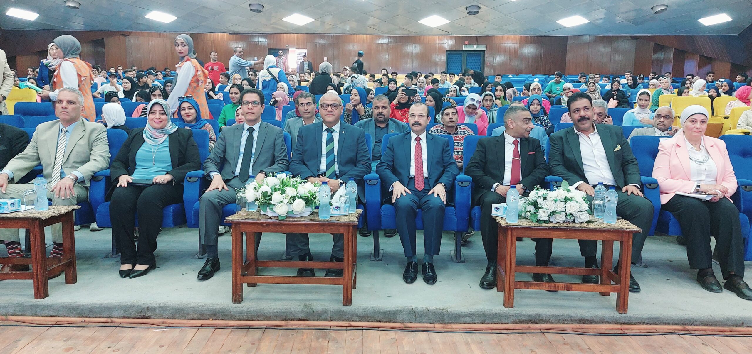 محافظ القليوبية ورئيس جامعة بنها يطلقان المرحلة الرابعة من المبادرة الرئاسية "صنايعية مصر" محافظ القليوبية ورئيس جامعة بنها يطلقان المرحلة الرابعة من المبادرة الرئاسية "صنايعية مصر"