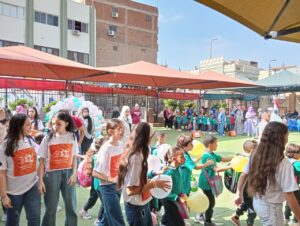 "بداية تيم" تشارك احتفالات الطلاب في أول يوم دراسي